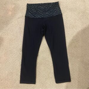Lululemon Black Cropped Athletic Pants